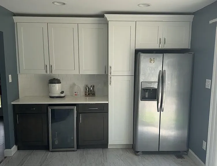 4 Patricia Ln — Photo 3