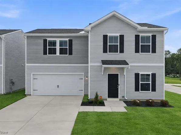 677 Crossings Ln, Akron, OH 44320