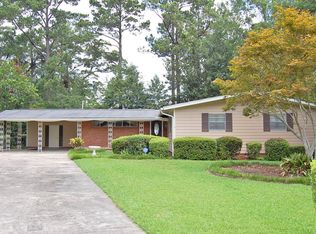 100 Lee Cir, Hattiesburg, MS 39402