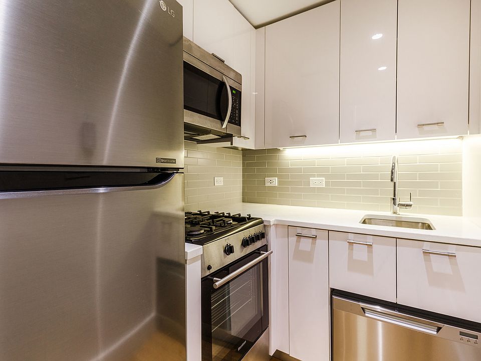 1st image of 230 E 44th St #5J1