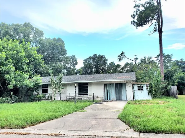 2006 52nd Ave W, Bradenton, FL 34207