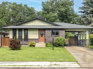350 Guelph Cres, Saskatoon, SK S7H4S9