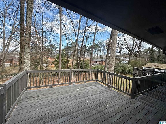 3rd image of 3618 Memory Ln