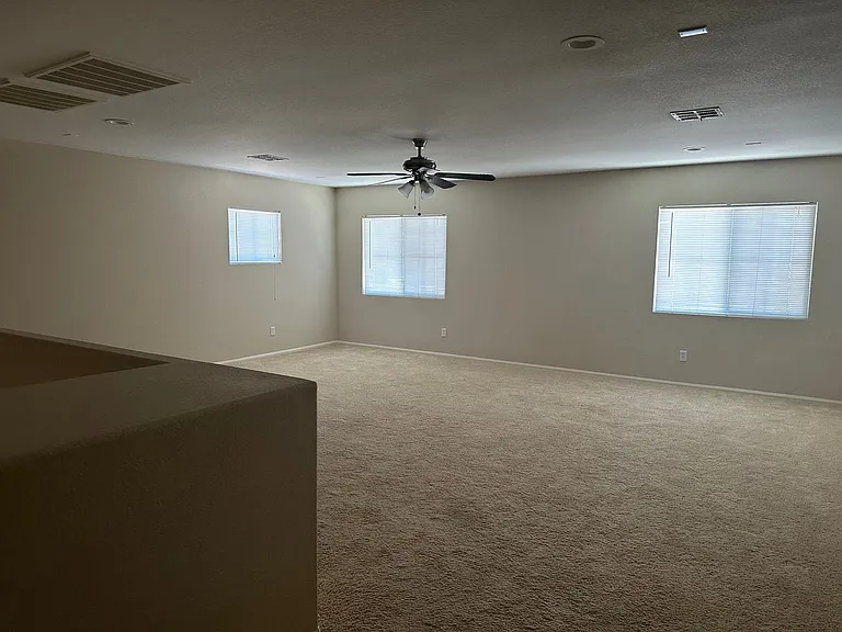 655 Suncup Cir — Photo 6