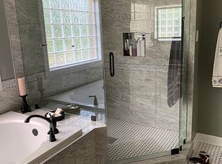 10 Stone Oak Cv, Jackson, TN 38305