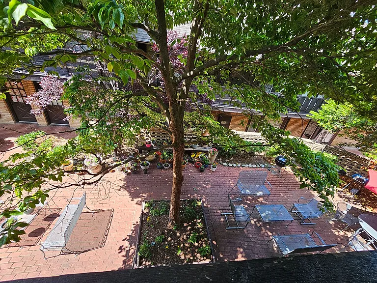 Woodward Park Apartments — Photo 18