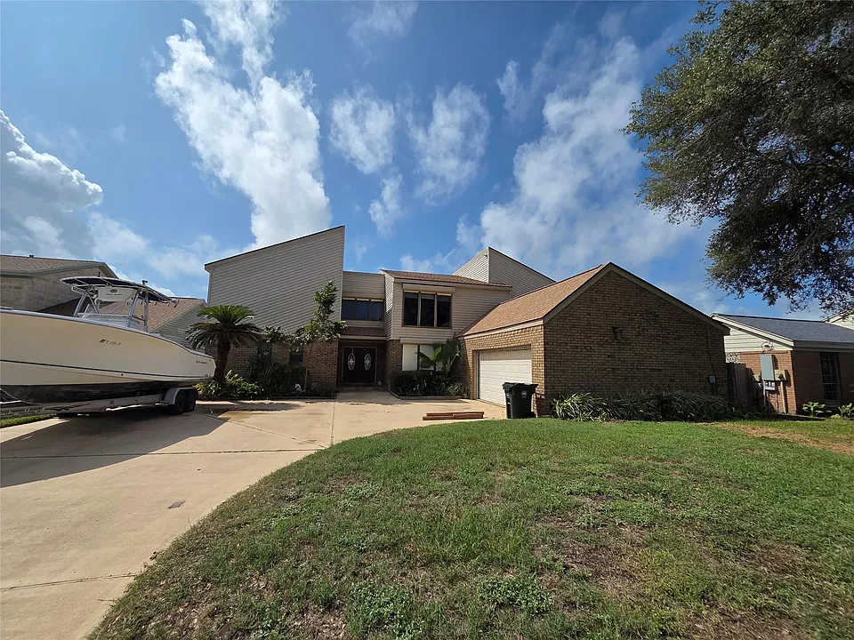 3013 Beluche Dr
