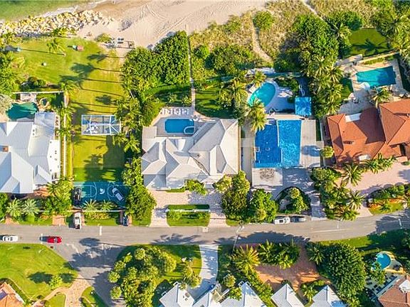 2nd image of 2204 Bay Dr
