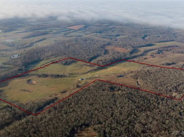 470 Good Friends Ln, Stoutland, MO 65567