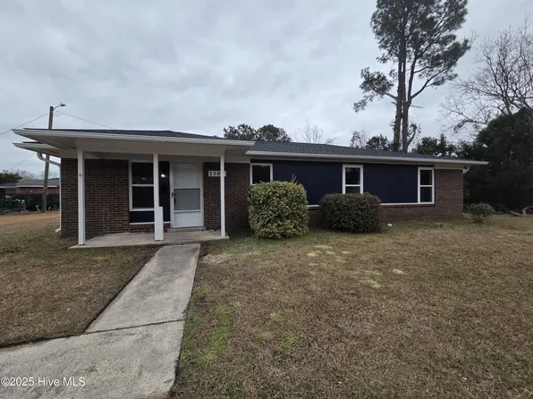 1502 N 26th Street, Wilmington, NC 28405