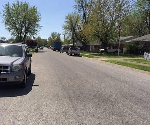 5th image of 833 Gardenside Dr