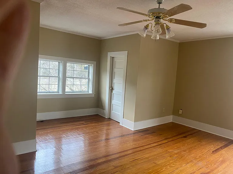 598 Hillcrest St — Photo 15