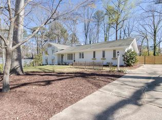 106 Perth Ct, Cary, NC 27511