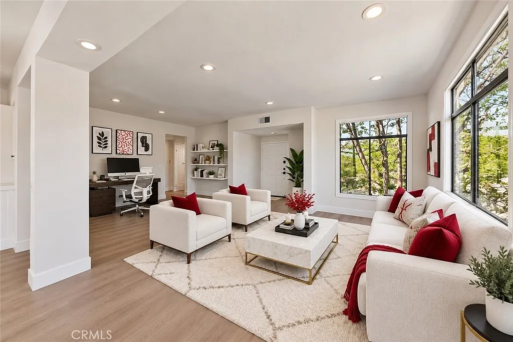 15 Oak Knls — Photo 4