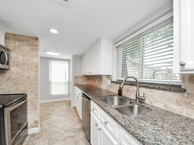 742 Country Place Dr #A — Photo 16