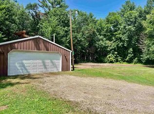 4186 Whippoorwill Ln, Oconto, WI 54153