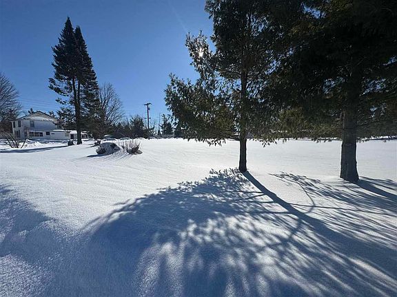 2nd image of 8181 Cedar St