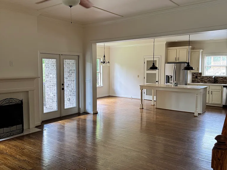 6121 Clubhouse Dr — Photo 21