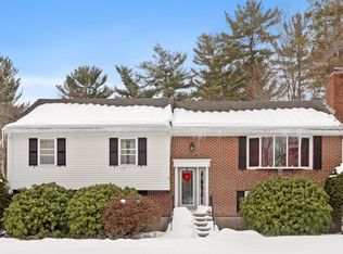 12 Heritage Ln, Lynnfield, MA 01940