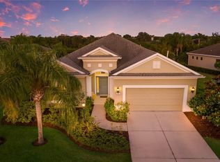 4705 Claremont Park Dr, Bradenton, FL 34211