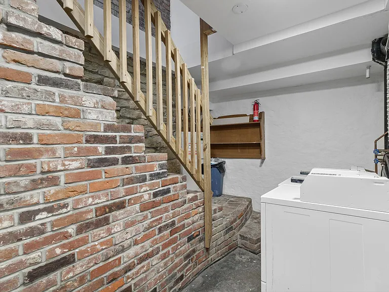 3401 Butler St #1 — Photo 23
