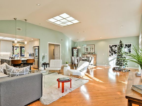 5th image of 16188 Escobar Ave