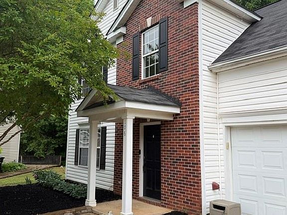3rd image of 106 Rainford Ct
