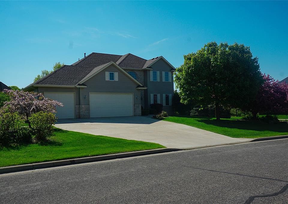 1st image of 2479 Brooke Ln