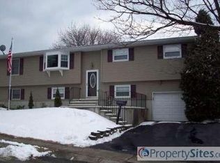 7 Trenton Pl, Newton, NJ 07860