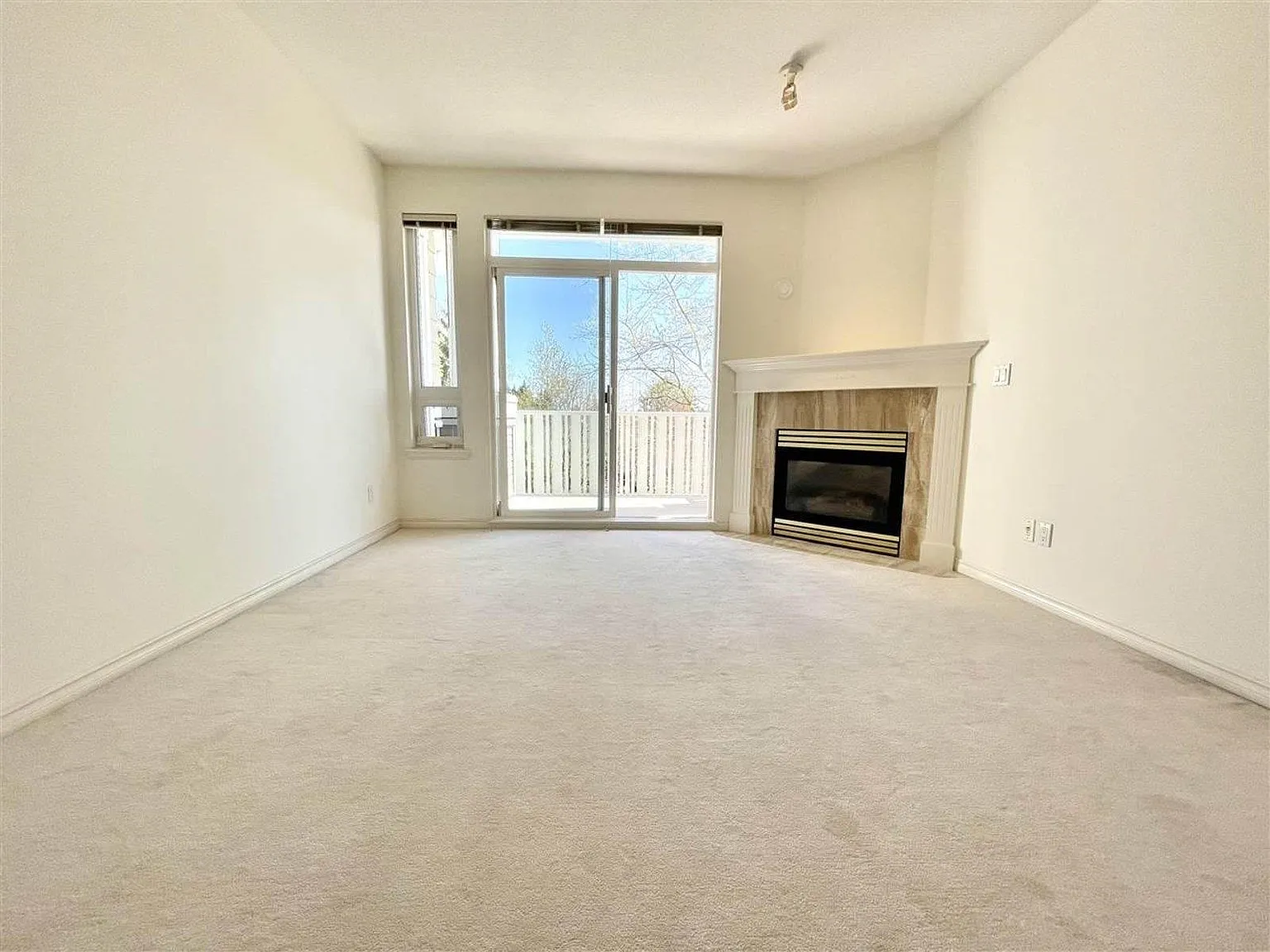 1 bed, $2,200 — Photo 3