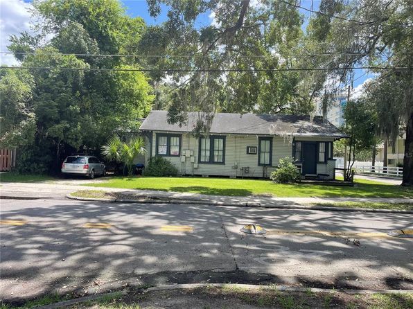 203 NW 15th St APT 8