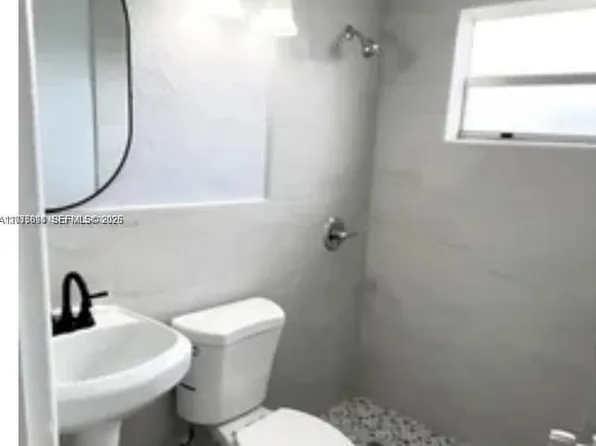 1201 NW 51st St #1201, Miami, FL 33142