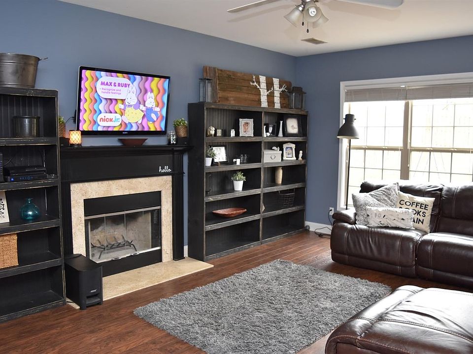 1st image of 505 Courchelle Dr