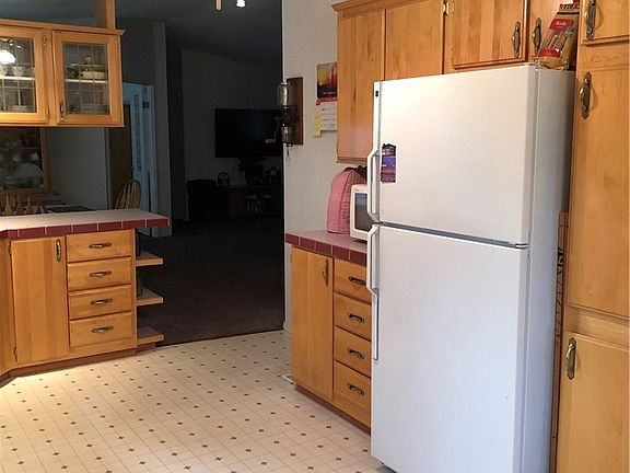 5th image of 7114 256th Street Ct E