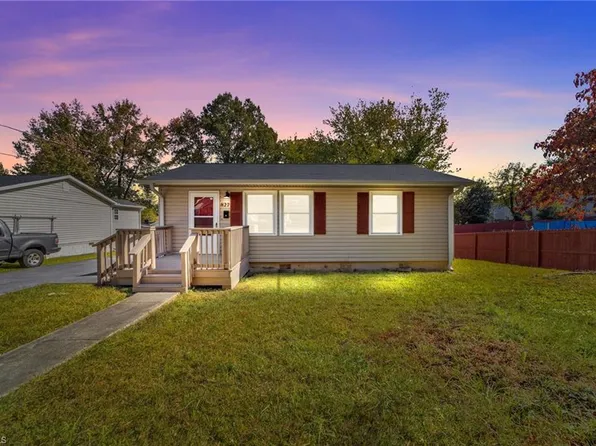 827 Avalon Rd, Greensboro, NC 27401
