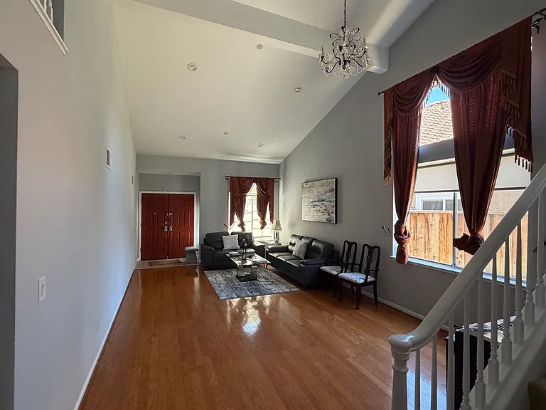 4455 Lagoon Ct — Photo 6