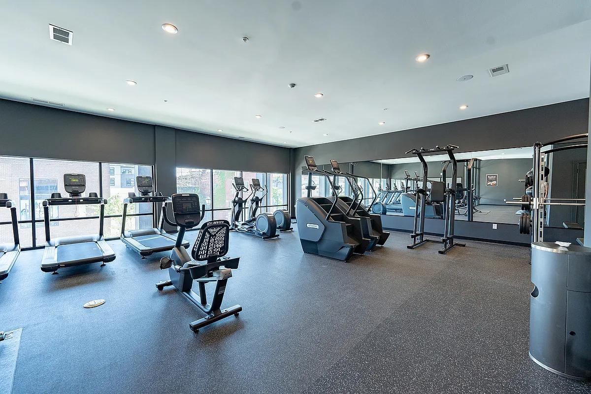On-site 4th and 5th gym! Open 24/7 - 4th & 5th