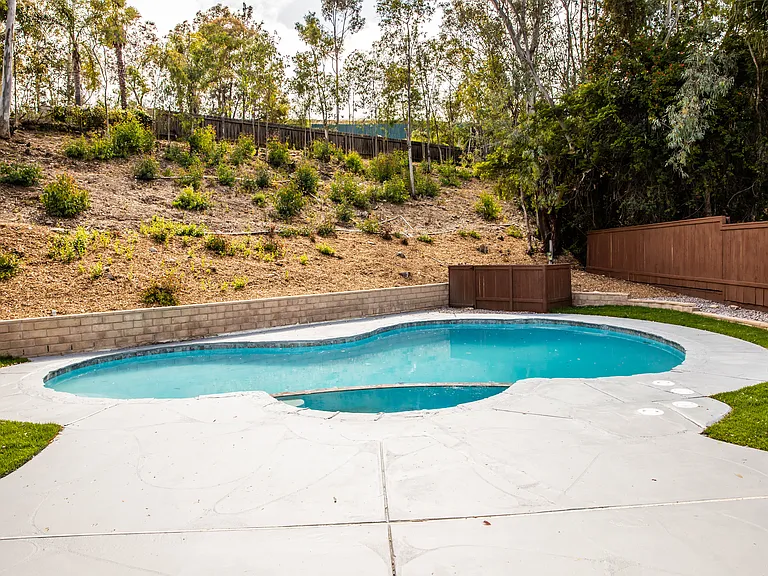 1364 Pillsbury Ln — Photo 18