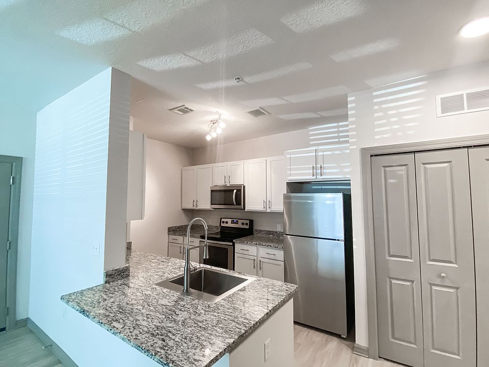 Ask about our renovated apartments!