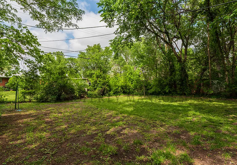 6114 E Rockwood Rd — Photo 5