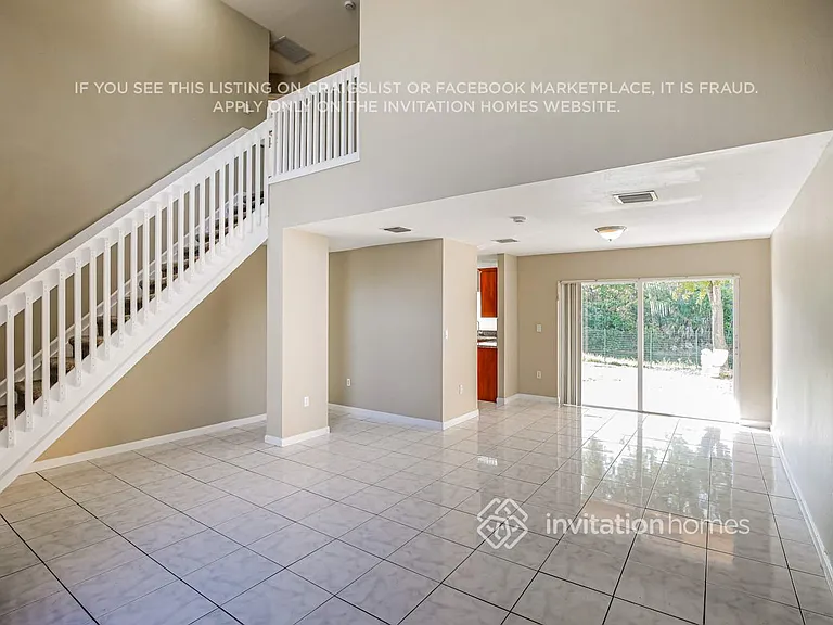 15813 SW 79th St — Photo 4