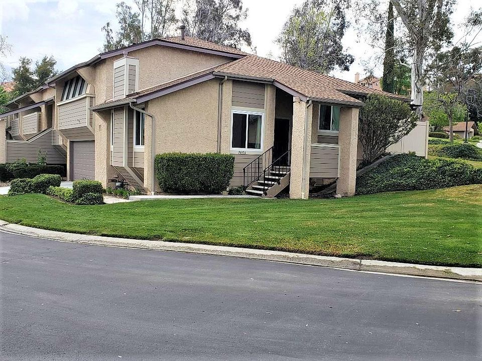 1st image of 26134 Rainbow Glen Dr #44