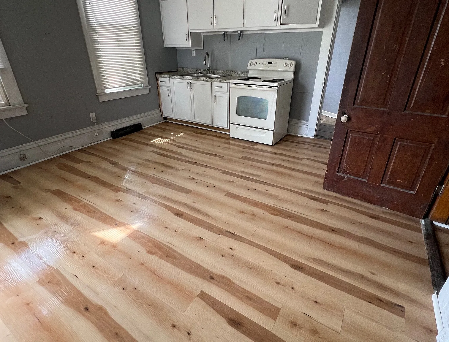 1 bed, 800 sqft, $700 — Photo 2