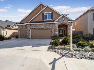 3848 Fairmont Ave, Clovis, CA 93619