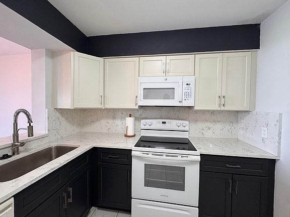 4th image of 4570 NW 48th Ave APT 605