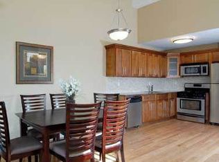 10 Coles St, Brooklyn, NY 11231