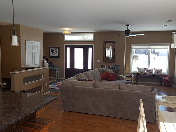 5th image of 789 Lake Forest Cir