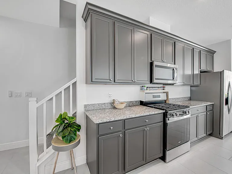 930 SW Prairie Ave — Photo 66