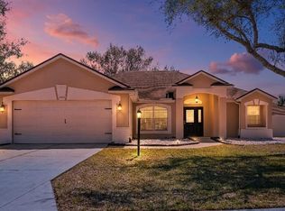 3445 Silverstone Ct, Plant City, FL 33566