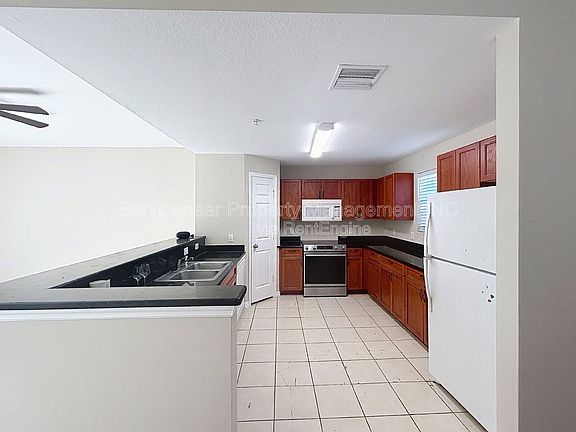 3rd image of 6066 Gibson Ave